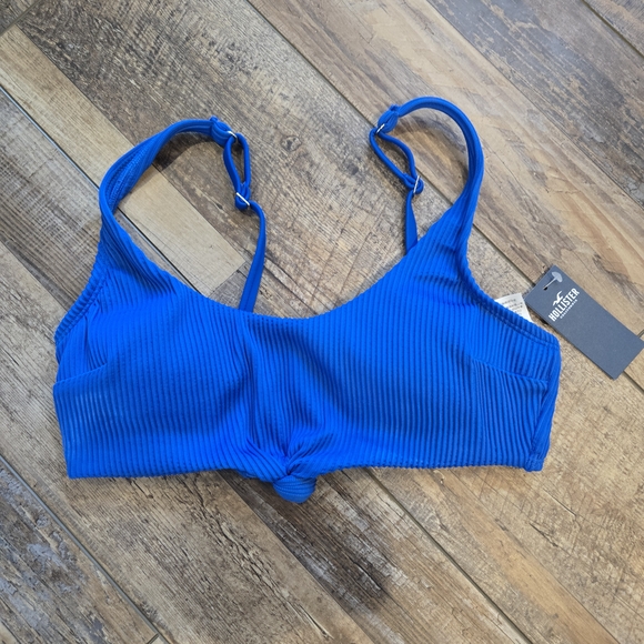 Hollister Other - Hollister Blue Ribbed Front Knot Bikini Top - Size Medium